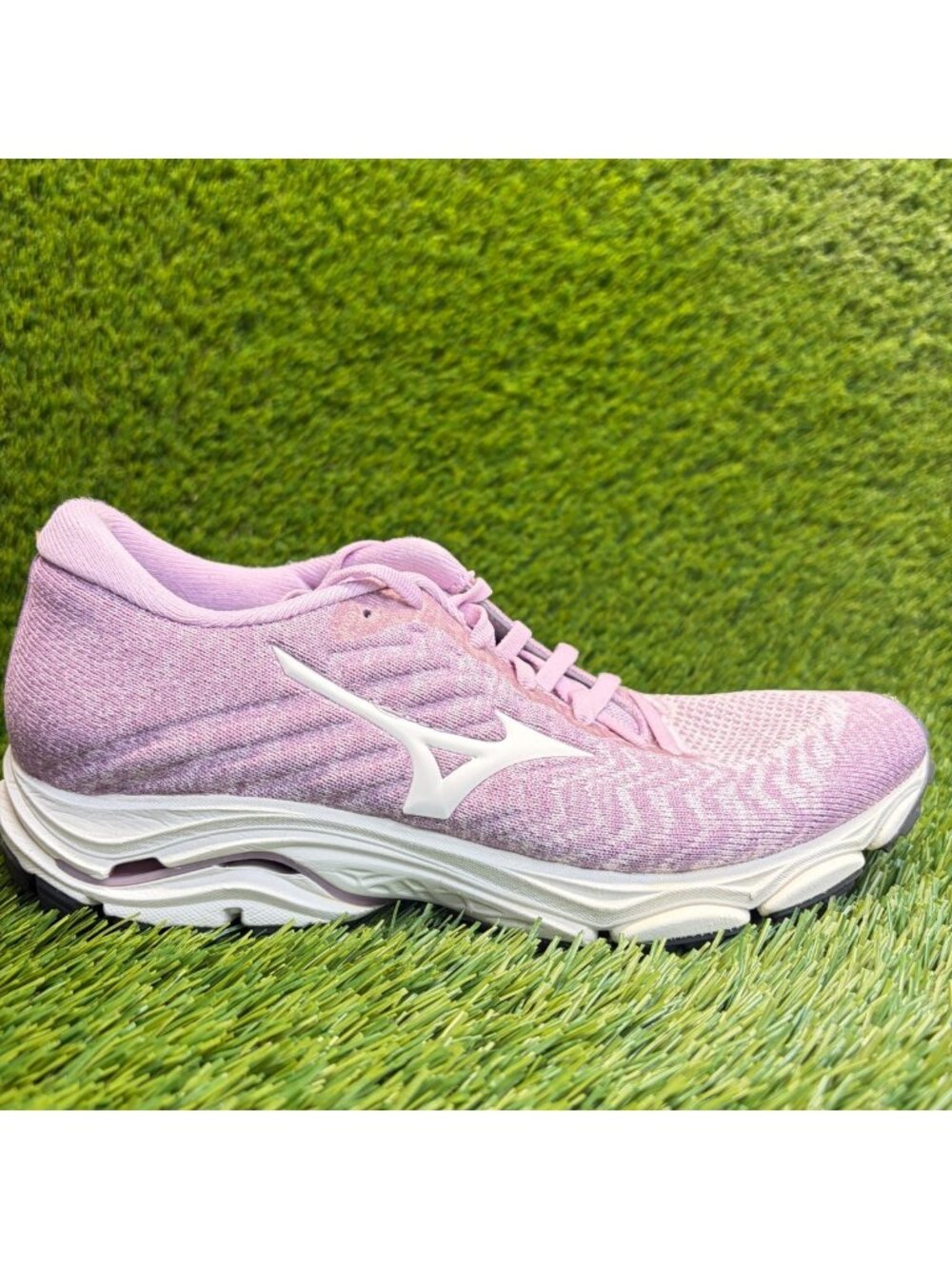 Mizuno Wave Inspire 16 Womens Size 9 Soft Purple Athletic Running Shoes Sneakers
